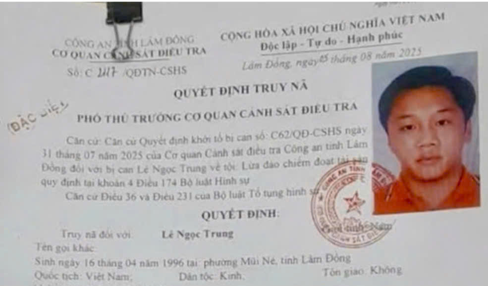 Truy nã đặc biệt nhân viên ngân hàng lừa đảo 22 tỉ đồng - Ảnh 1