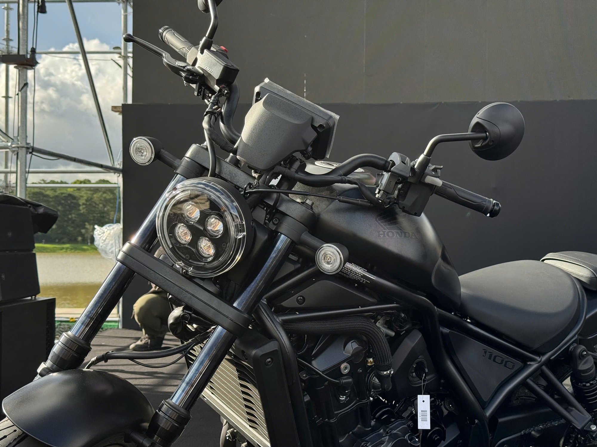 Honda ra mắt 3 xe máy mới: Winner R 'lột xác', ADV350 lần đầu xuất hiện, Rebel 1100 nâng cấp mới - Ảnh 26