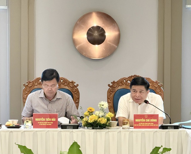 Dù các dự án phục vụ APEC chuyển biến tích cực, song Phó Thủ tướng thẳng thắn chỉ ra một vấn đề cấp bách cần phải được giải quyết - Ảnh 1