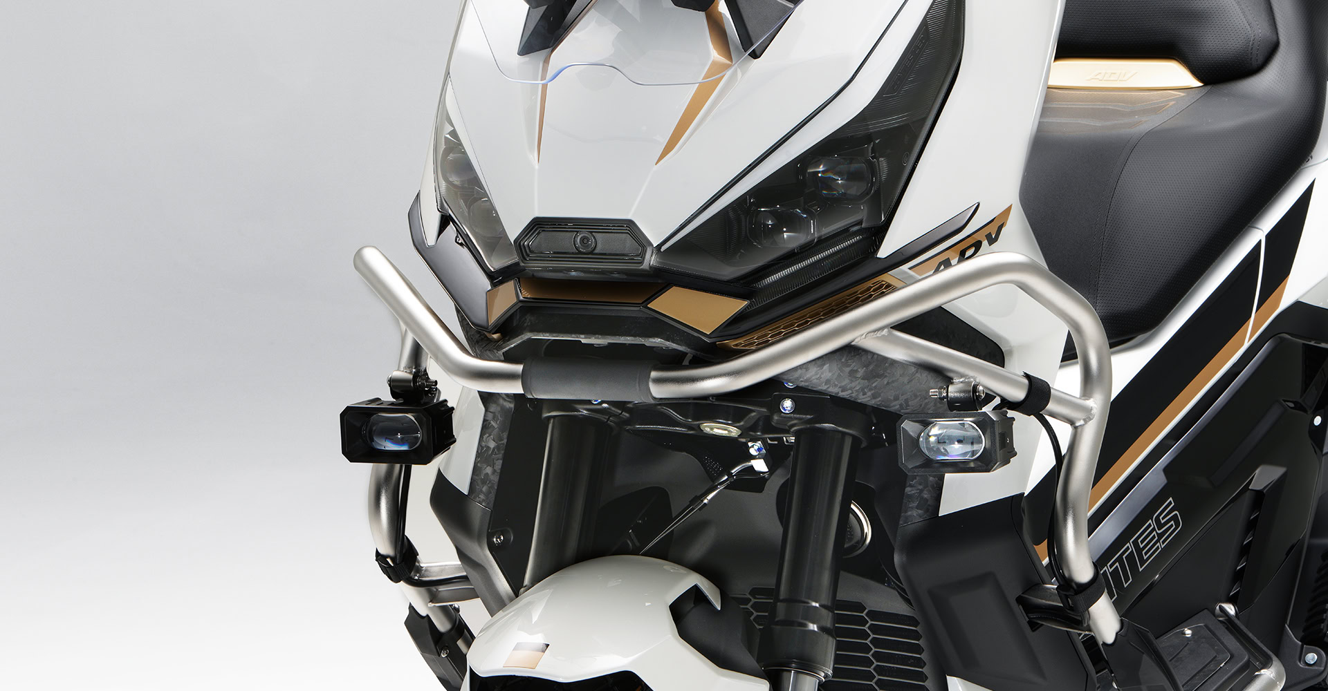 Ở Việt Nam có xe tay ga cốp rộng gấp rưỡi Lead, đầy bình đi 500 km, động cơ khỏe hơn của Honda, Yamaha - Ảnh 5