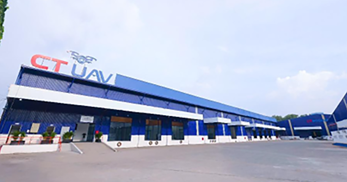 CT UAV - ‘Sốc’ với nhà máy đúc composite tự tiến hóa