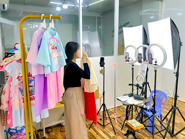 Hành trình khởi nghiệp trên thương mại điện tử của người mẹ hai con - Ảnh 3