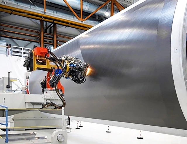 CT UAV - ‘Sốc’ với nhà máy đúc composite tự tiến hóa - Ảnh 5