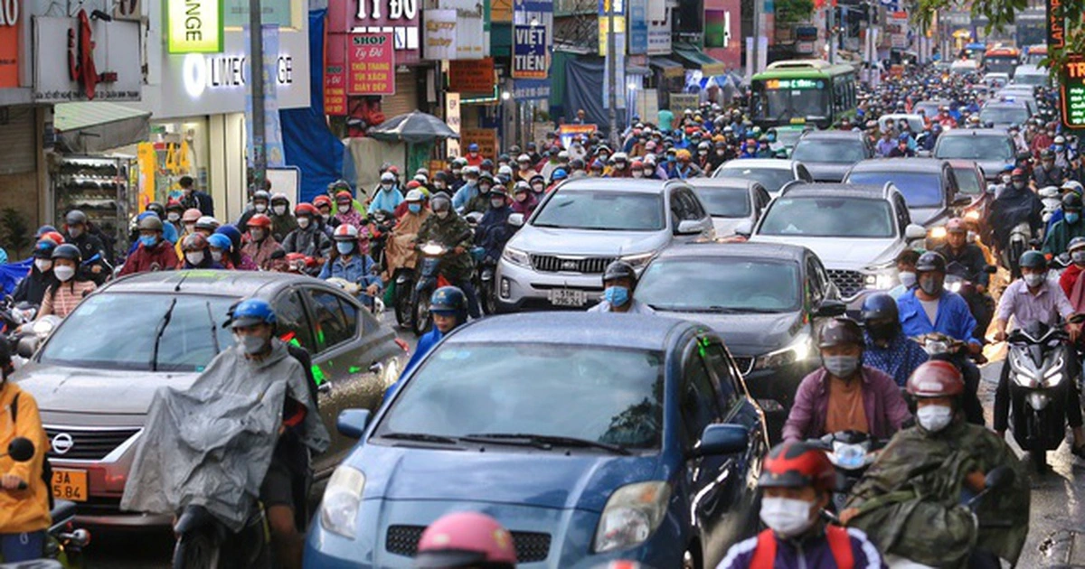 Siết nhiên liệu hay tiếp tục nhân nhượng?