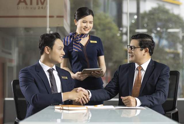 SHB chính thức nâng vốn điều lệ lên 45.942 tỉ đồng - Ảnh 2