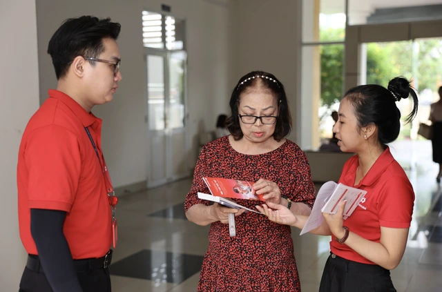 Hỗ trợ hộ kinh doanh áp dụng chính sách thuế mới - Ảnh 1