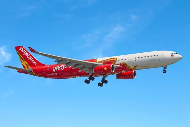 Vietjet nhận giải thưởng 'Xuất sắc về dịch vụ Hàng không và Trải nghiệm khách hàng' - Ảnh 1