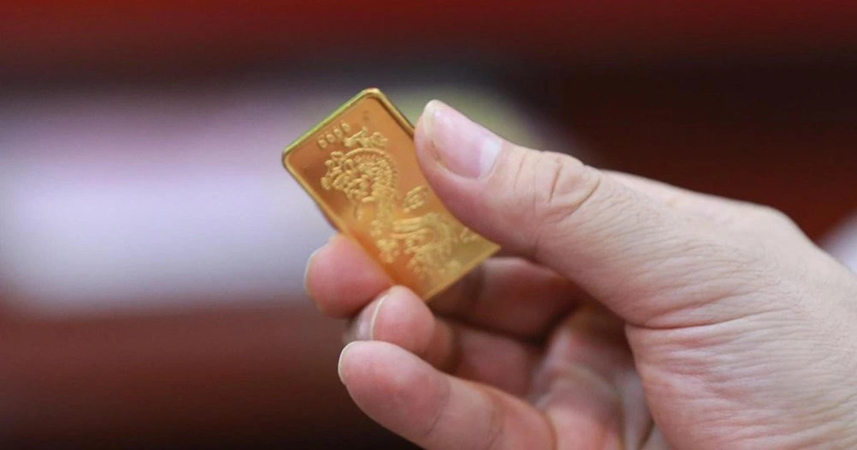 Giá vàng hôm nay 12.9.2025: Lao dốc khiến người mua lúc đỉnh lỗ 6 triệu đồng