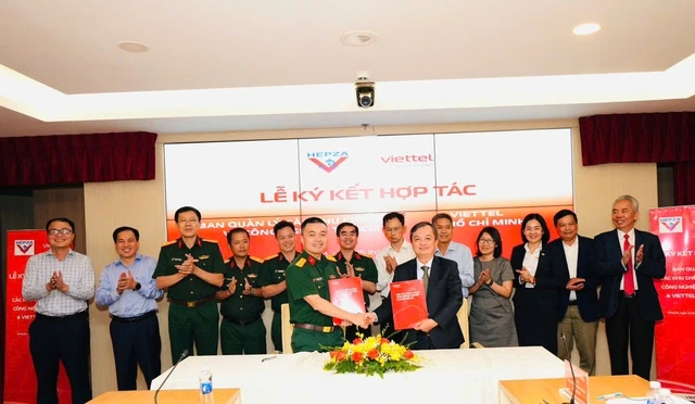 Viettel TP.HCM và HEPZA ký kết hợp tác chiến lược thúc đẩy chuyển đổi số - Ảnh 1