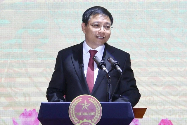 Ngành thuế dự kiến năm nay thu đạt trên 2 triệu tỉ, tăng 380 lần sau 35 năm - Ảnh 2