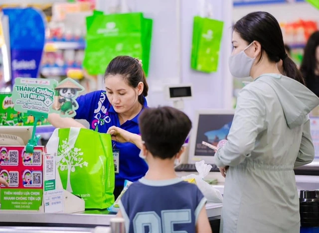 Doanh nghiệp bán lẻ định hướng tiêu dùng xanh - Ảnh 1
