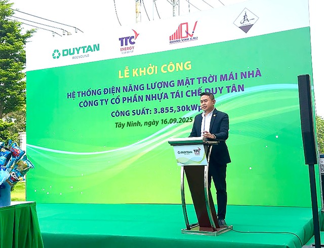 Điện mặt trời mái nhà tại DUYTAN Recycling - Bước tiến xanh hóa sản xuất - Ảnh 2