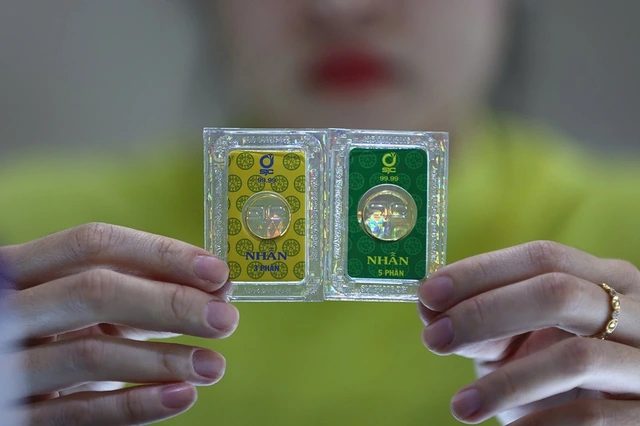 Vàng loạn giá - Ảnh 2