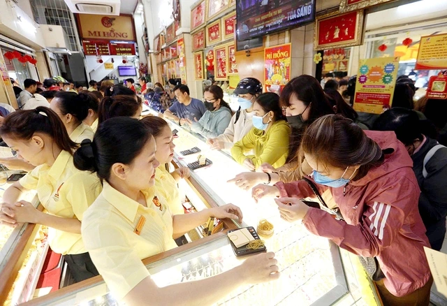 Vàng loạn giá - Ảnh 1