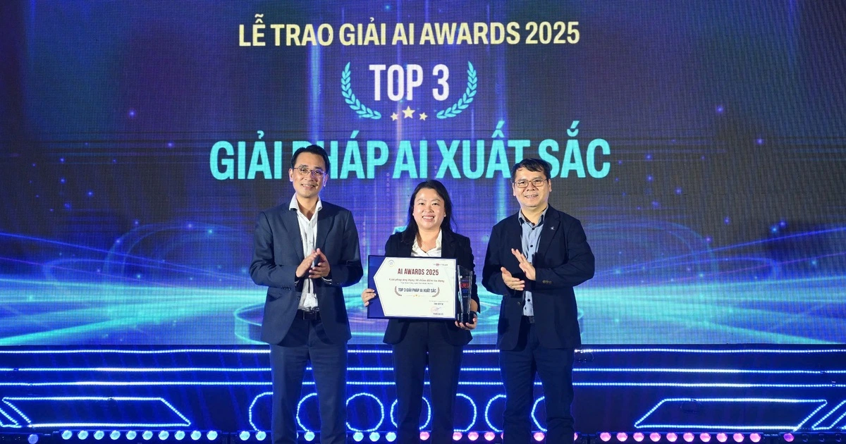 MoMo nhận cú đúp giải thưởng tại AI Awards 2025