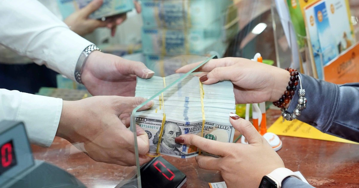 Giá USD hôm nay 30.9.2025: Tiếp tục giảm ngược chiều euro, bảng Anh