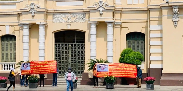 Xét xử bà Huỳnh Thị Hạnh Phúc vẽ dự án 'ma' chiếm đoạt 365 tỉ đồng - Ảnh 1