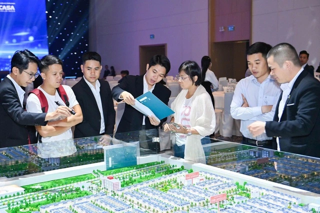 Làm liên tục gần 26 năm mới đủ tiền mua nhà - Ảnh 2