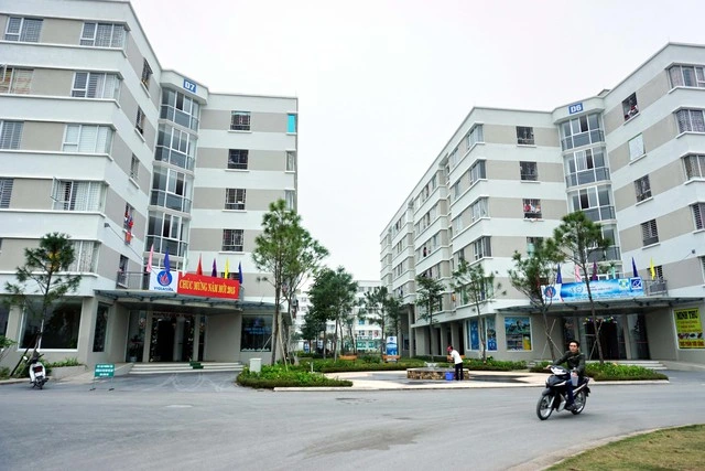 'Giá nhà 100 triệu đồng/m2 thì dân sao có tiền mua được?' - Ảnh 1