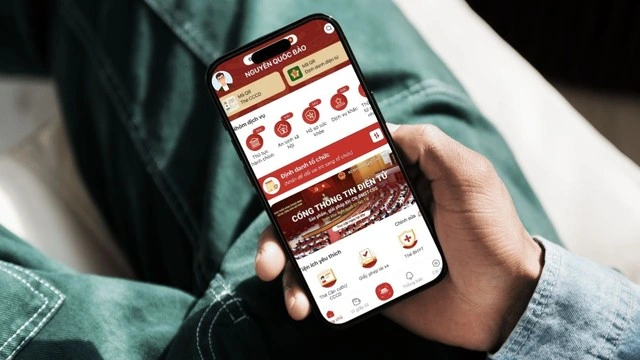 Đến lượt ví điện tử tham gia 'chơi lớn' tặng tiền cho khách liên kết trên VNeID - Ảnh 1