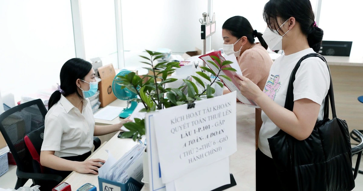 Nâng giảm trừ gia cảnh lên 15,5 triệu đồng, người ăn lương nộp thuế ra sao?