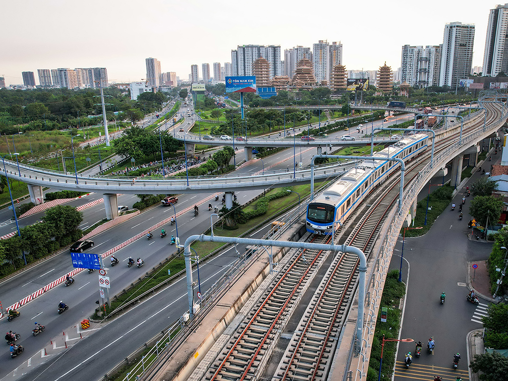 Cơ hội vàng để bứt tốc metro - Ảnh 1