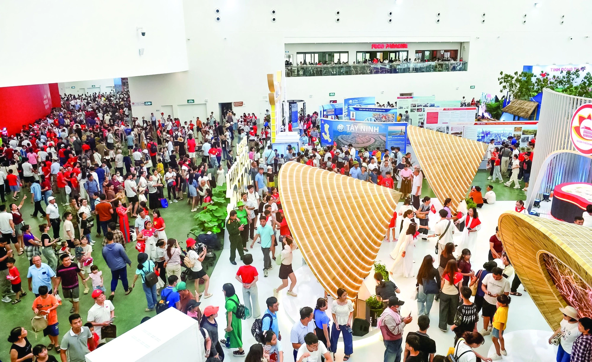 Chờ kỳ tích từ Hội chợ mùa thu - Ảnh 1