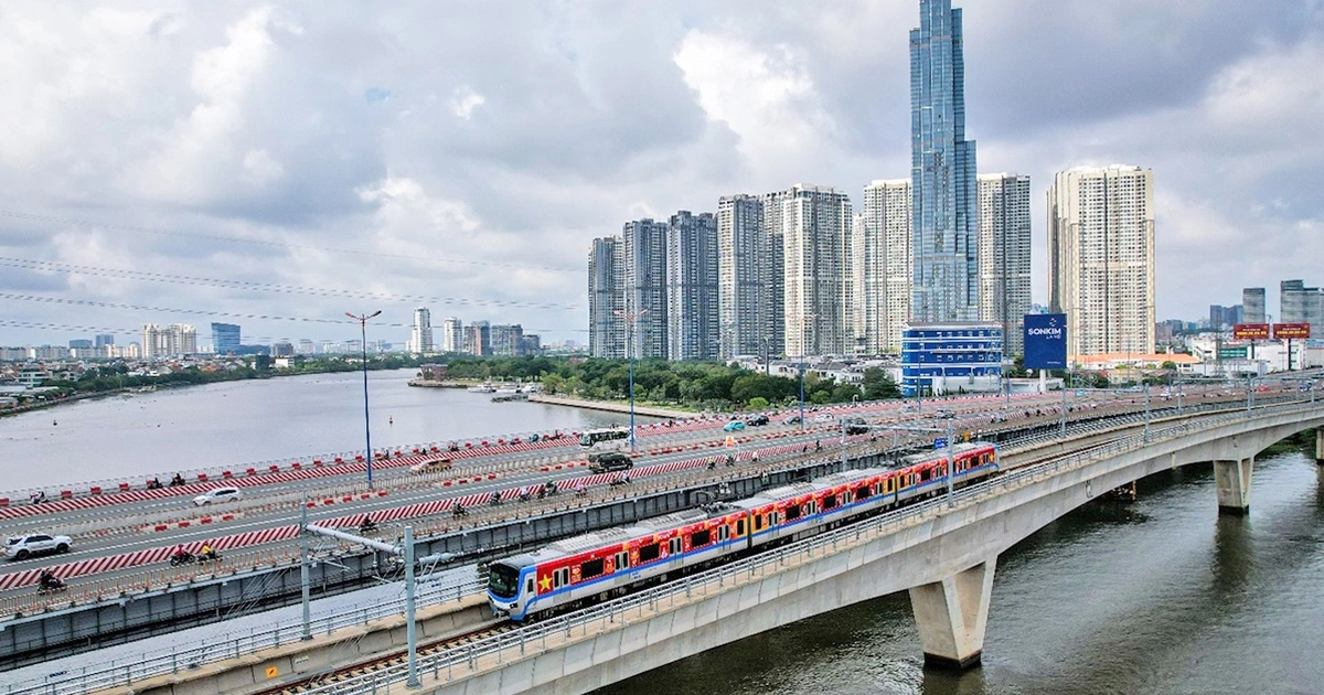 Metro rực rỡ sắc màu mừng 80 năm Quốc khánh