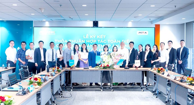 ABBANK hợp tác MISA, thúc đẩy hệ sinh thái tài chính số cho doanh nghiệp SME - Ảnh 2