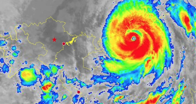 Siêu bão Ragasa cách Quảng Ninh 650 km, Biển Đông bão chồng bão - Ảnh 1
