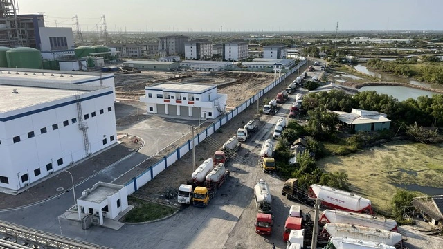 Bãi chứa 3,7 triệu tấn tro xỉ thành mỏ vật liệu triệu đô - Ảnh 4