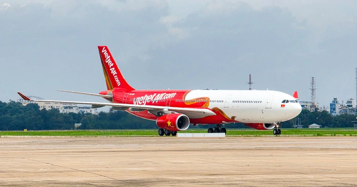 Vietjet đón tàu bay thân rộng mới, nâng đội bay lên 121 chiếc