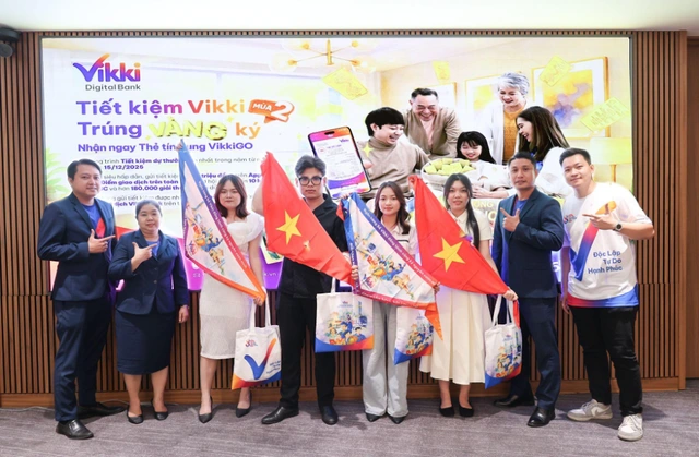 Livestream ‘Tiết kiệm Vikki Trúng VÀNG Ký MÙA 2’ bùng nổ với 29 phần quà giá trị - Ảnh 1