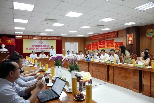 Xổ số kiến thiết Cần Thơ trả thưởng 486 vé trúng giải độc đắc - Ảnh 3