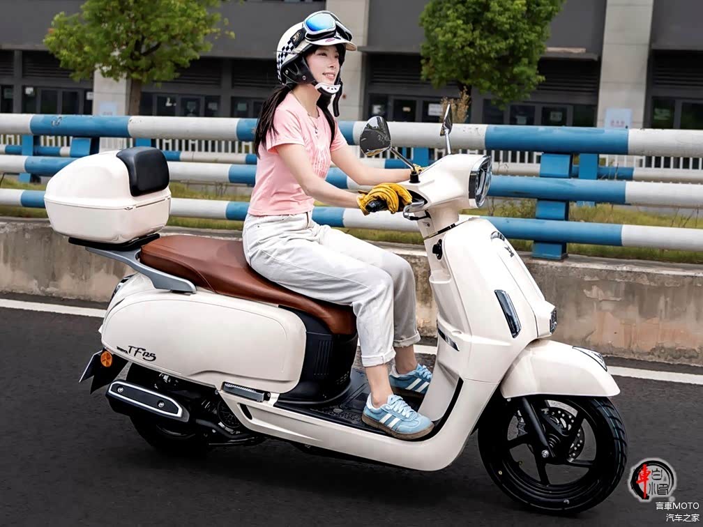 'Tân binh' xe ga 125cc giá 27 triệu đồng ra mắt: ngoại hình như Vespa, trang bị áp đảo Honda Vision - Ảnh 2