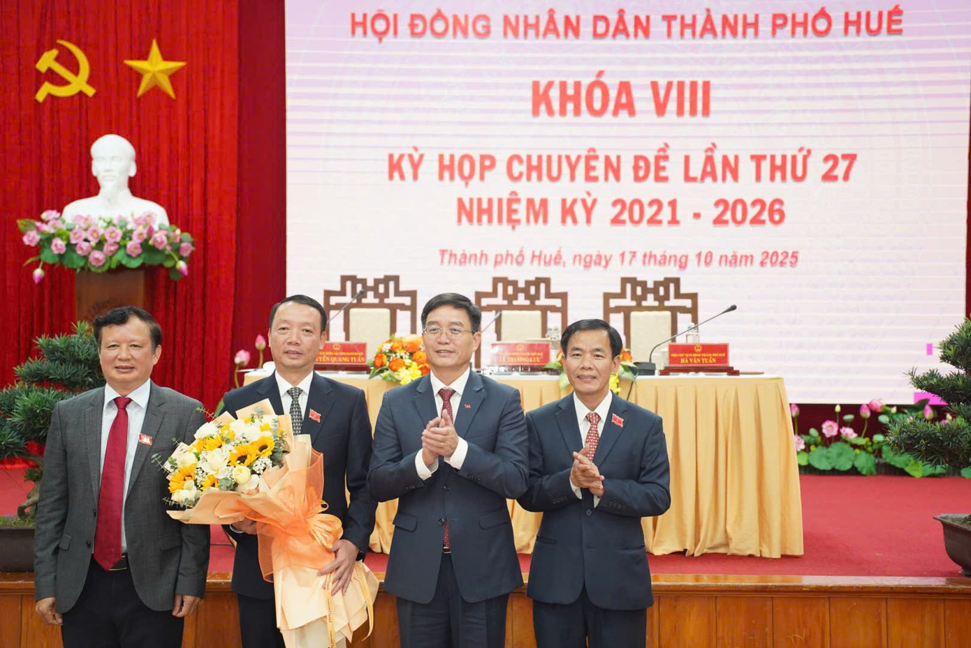 Điều động, bổ nhiệm, bầu nhân sự ở 6 tỉnh, thành - Ảnh 2