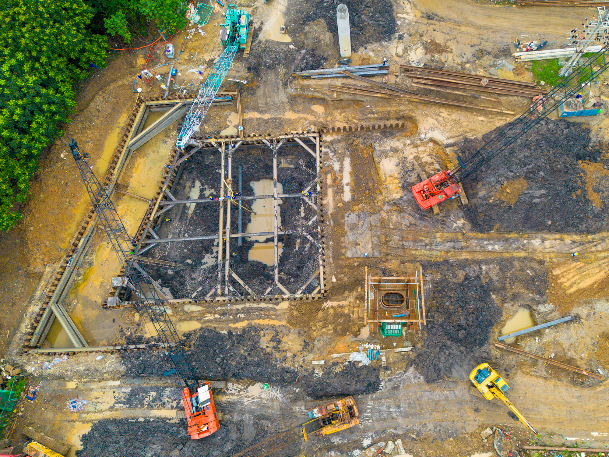 Thay bạn đi xem công trường xây nút giao 2.400 tỷ vượt qua đại lộ rộng nhất Việt Nam - Ảnh 10