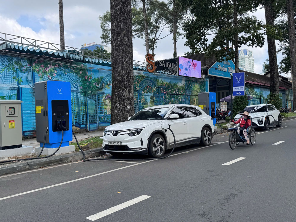 Sớm giới hạn mức tiêu thụ nhiên liệu ô tô - Ảnh 1