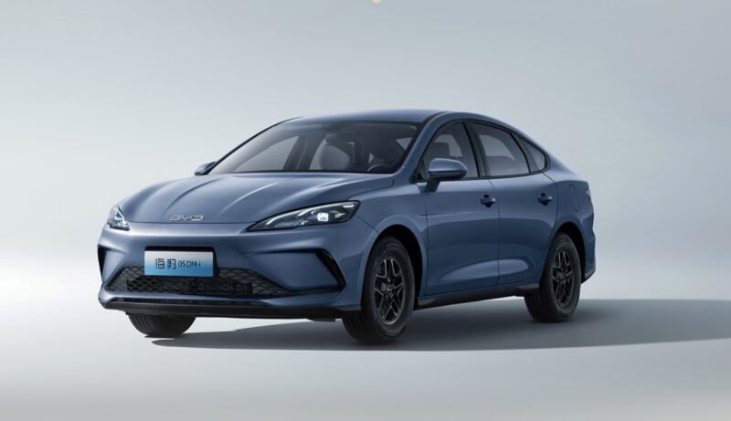Sát ngày về Việt Nam, sedan hybrid BYD Seal 05 có bản nâng cấp tại Trung Quốc: chạy từ Hà Nội đến Cà Mau không cần tiếp nhiên liệu, giá tương đương 300 triệu đồng - Ảnh 2