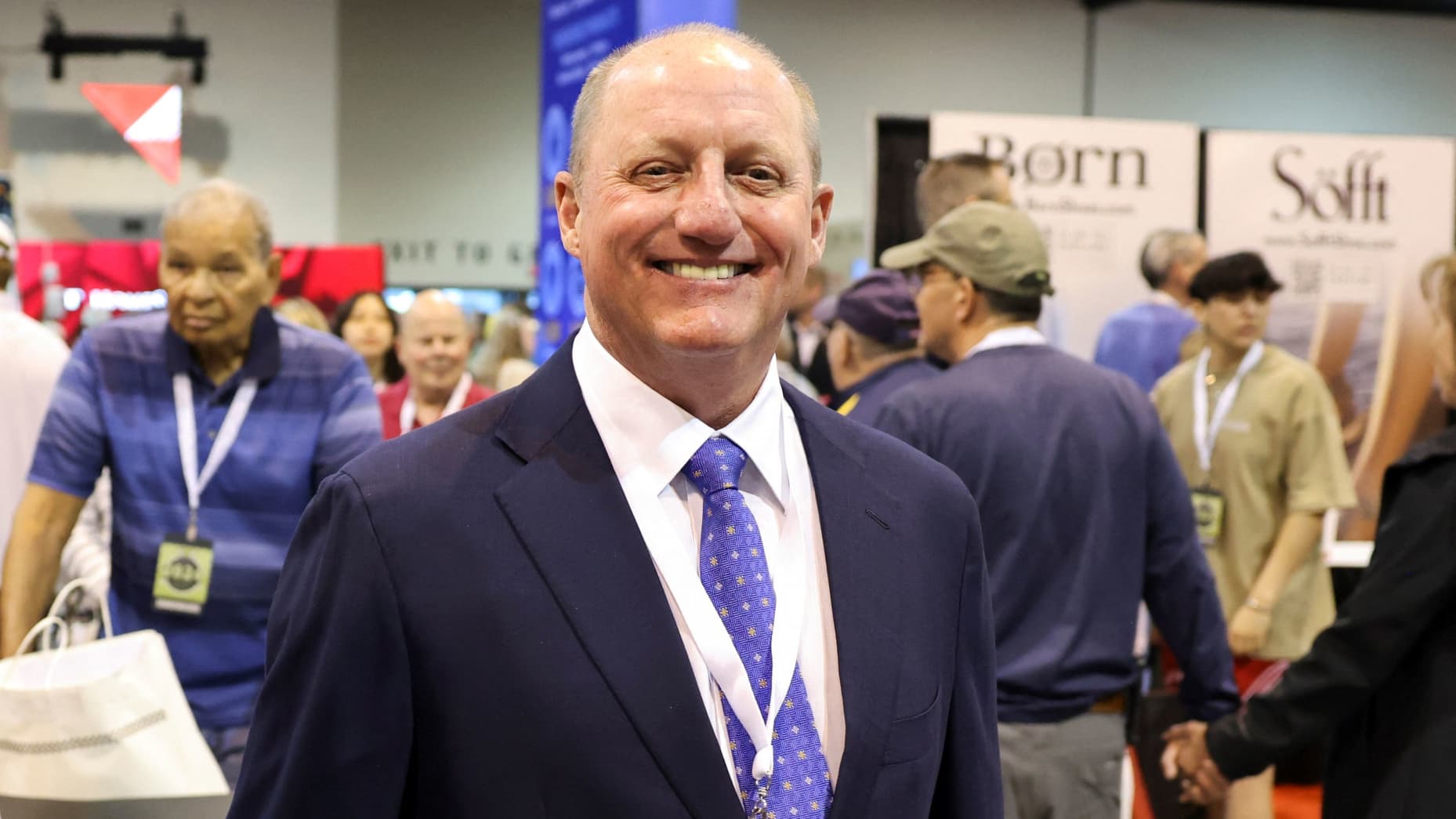 Warren Buffett vừa có nước cờ khiến thị trường không ngờ, mở hầu bao chi số tiền lớn nhất 3 năm: Thương vụ lớn cuối cùng trên ghế CEO? - Ảnh 3