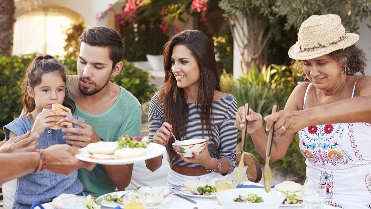 Công ty Việt Nam đầu tiên đưa nông sản đông lạnh vào châu Âu, Mỹ, Nhật: Lãi 9 tháng lớn chưa từng có, cổ phiếu ở vùng đỉnh lịch sử - Ảnh 1