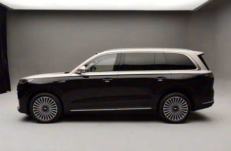 Hãng xe xây nhà máy 20.000 tỷ tại Việt Nam ra mắt mẫu SUV siêu tiết kiệm xăng: chạy full nhiên liệu 1.400 km, giá từ 740 triệu đồng - Ảnh 3