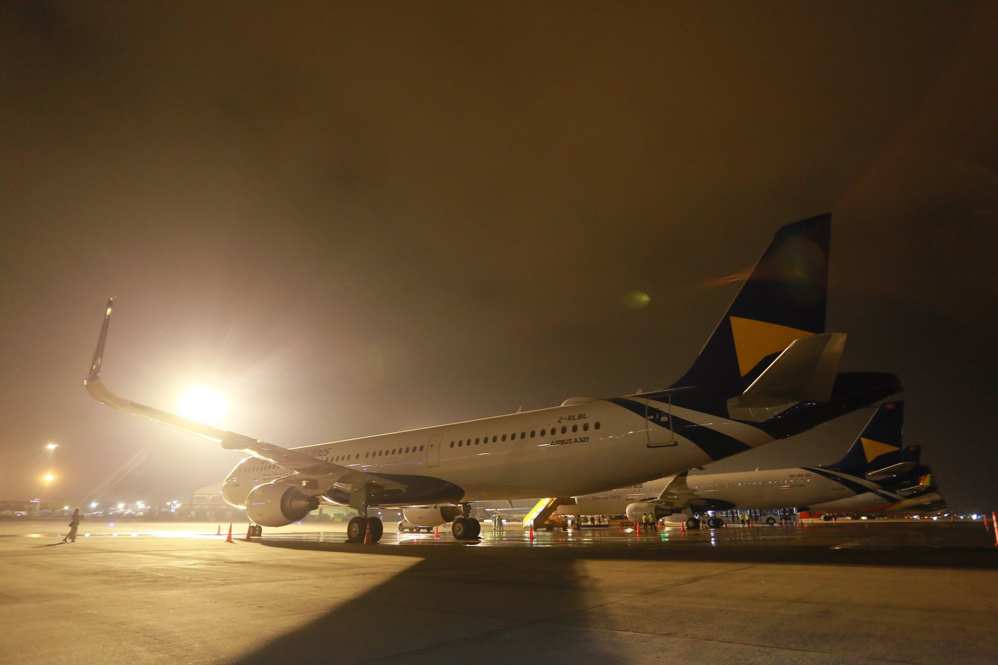 Báo ngoại: AirAsia đang đàm phán mua cổ phần Vietravel Airlines của bầu Hiển? - Ảnh 2