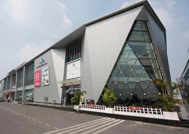 Công ty phân phối ô tô lớn nhất Việt Nam báo lãi quý 3 gấp 59 lần cùng kỳ, cổ phiếu bật tăng trần - Ảnh 1