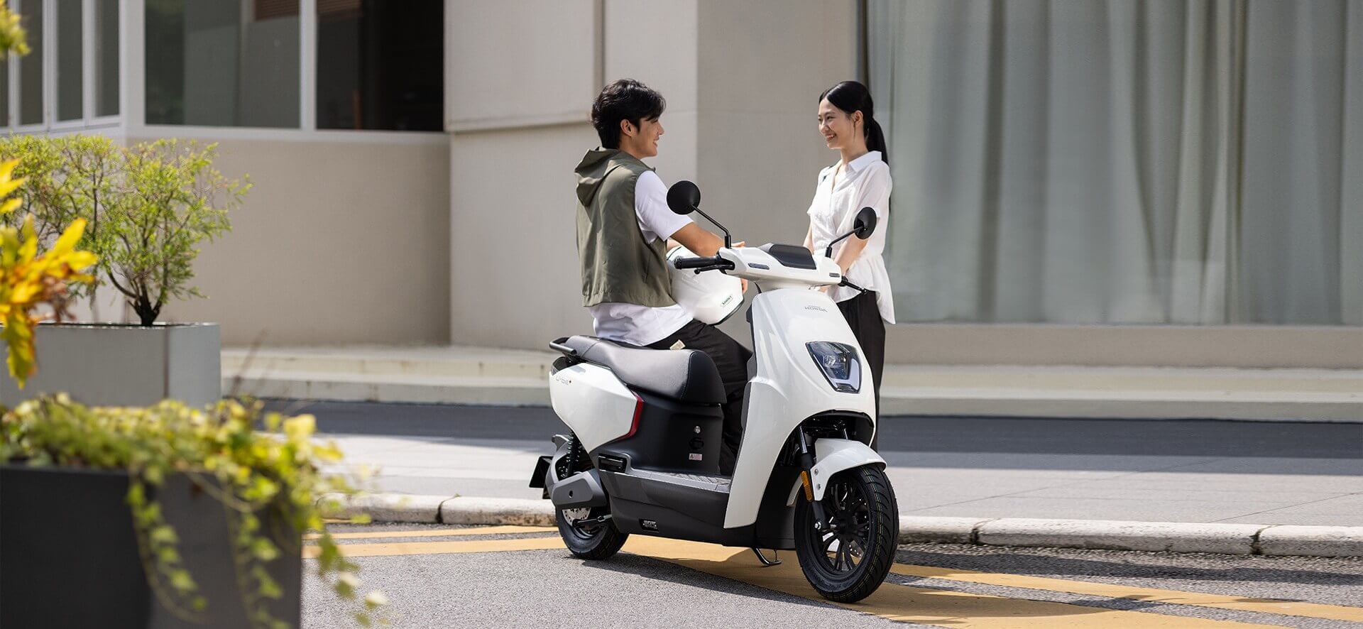 Honda ra mắt xe máy điện mới, đẹp sang xịn mà giá chỉ 1 nửa Vision - Ảnh 5