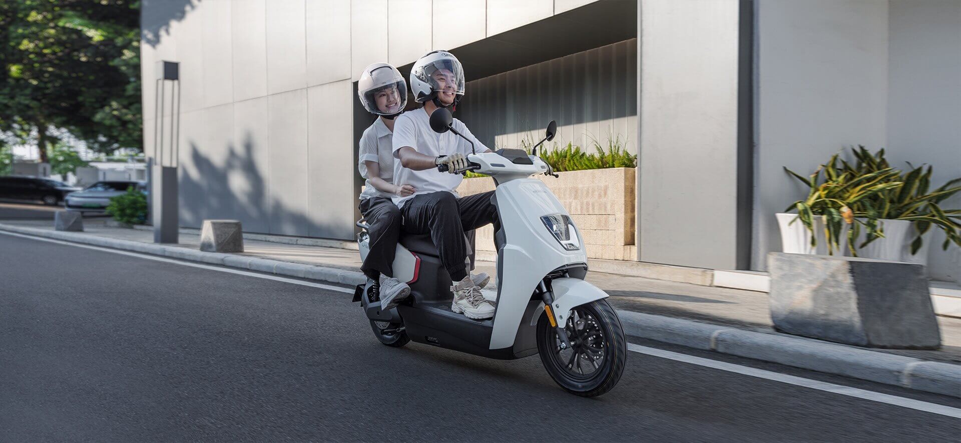 Honda ra mắt xe máy điện mới, đẹp sang xịn mà giá chỉ 1 nửa Vision - Ảnh 6