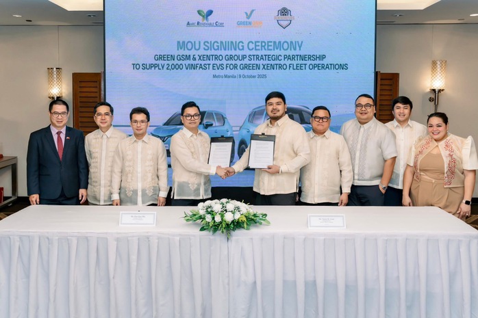 Một tập đoàn nước ngoài nhượng quyền 2.000 taxi Xanh SM của tỉ phú Phạm Nhật Vượng - Ảnh 1