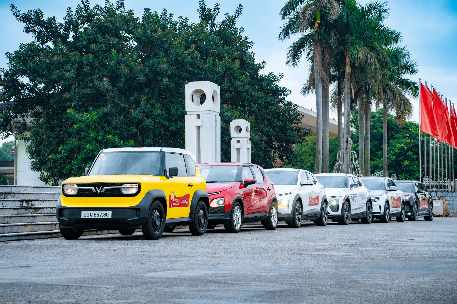 Các chuyên gia đầu ngành 'choáng' khi VinFast đạt cột mốc chưa từng có trong lịch sử thị trường xe Việt - Ảnh 2