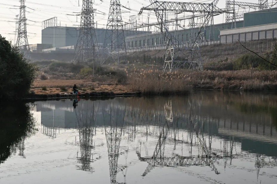 ‘Kỳ quan’ giúp Trung Quốc cấp điện cho 30 triệu xe điện và 50.000km đường sắt cao tốc, trở thành trung tâm công nghiệp xanh lớn nhất hành tinh - Ảnh 3