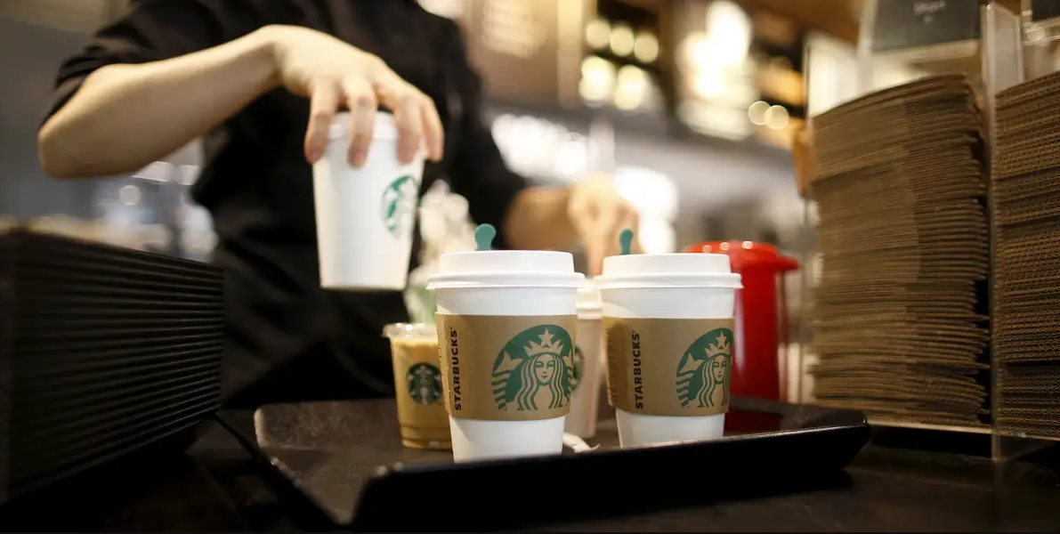 Starbucks vẫn đang rao bán một phần hoạt động kinh doanh tại Trung Quốc với giá hơn 4 tỷ USD - Ảnh 2